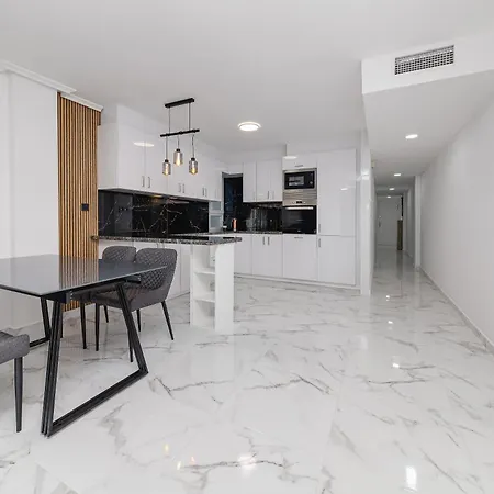 Apartment Modern Bergantin *